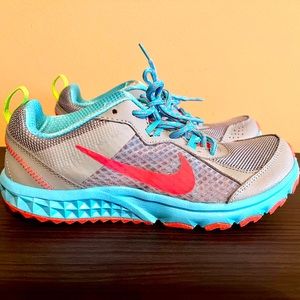 Nike Women’s Wild Trail - Size 6.5 - Gray/Blue/Pink/Neon